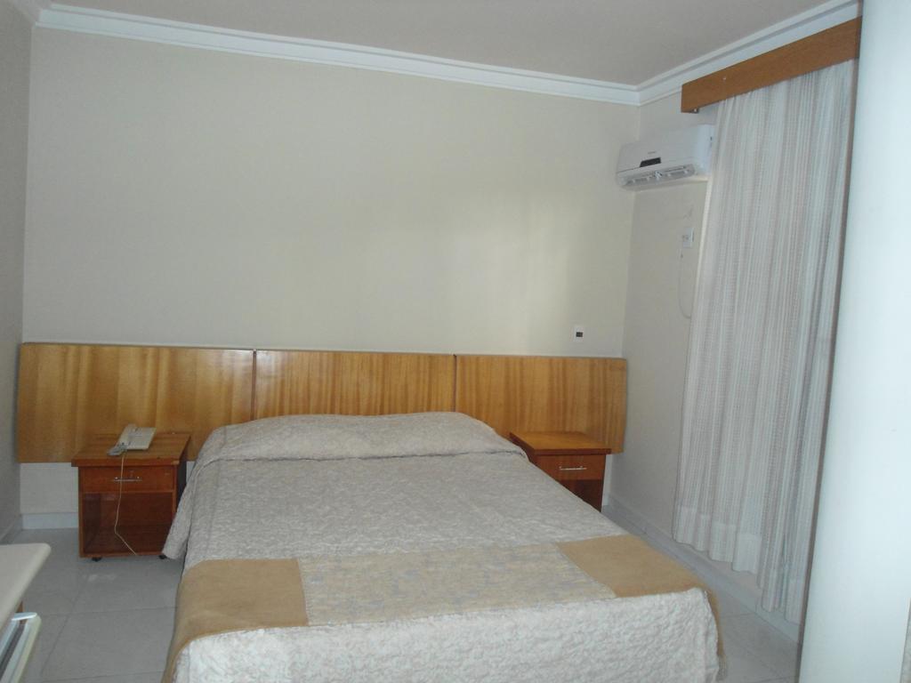 Athenas Plaza Hotel Goiânia Exterior foto